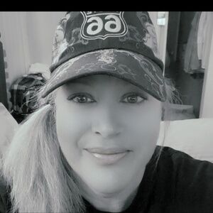 Meet your Posher, Stephany